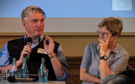 Annegret Kramp-Karrenbauer und John Evers 